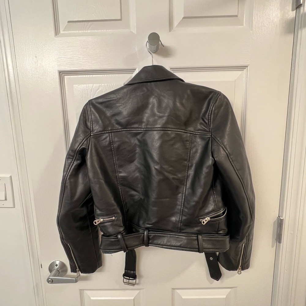 Short Leather Jacket - Picture 3 of 3